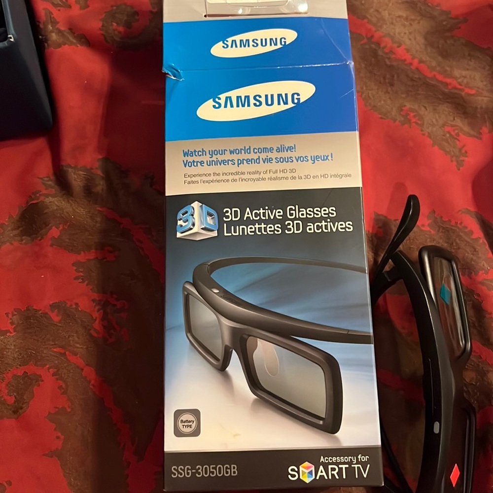 Samsung NWT 3D active glasses for smart tv never used